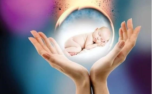 郑州供卵高端机构：河南哪些医院提供三代供卵生男孩的试管婴儿，附费用清单!